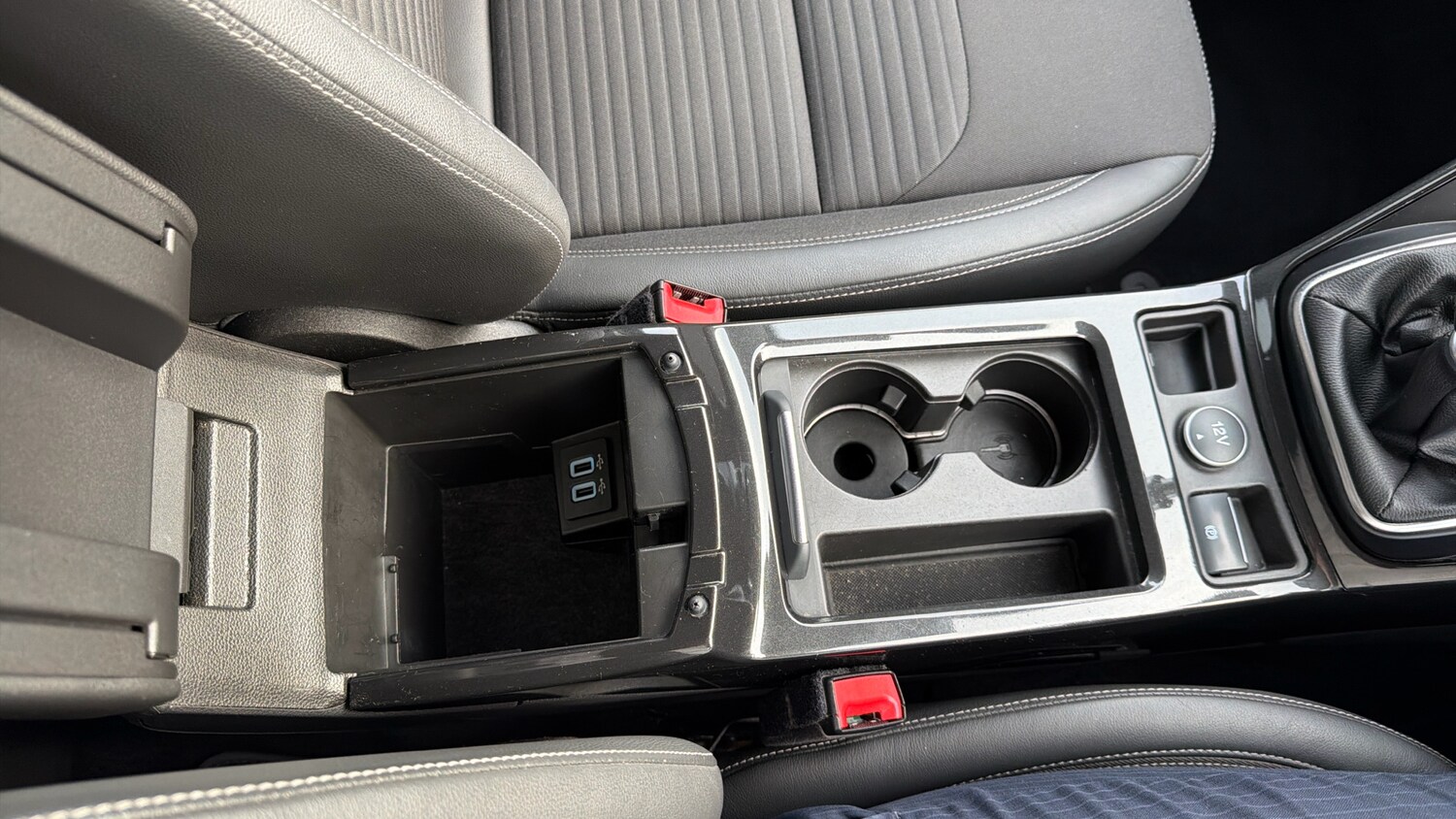 Used Ford Kuga 2018 for sale - 77963069: Photo 15