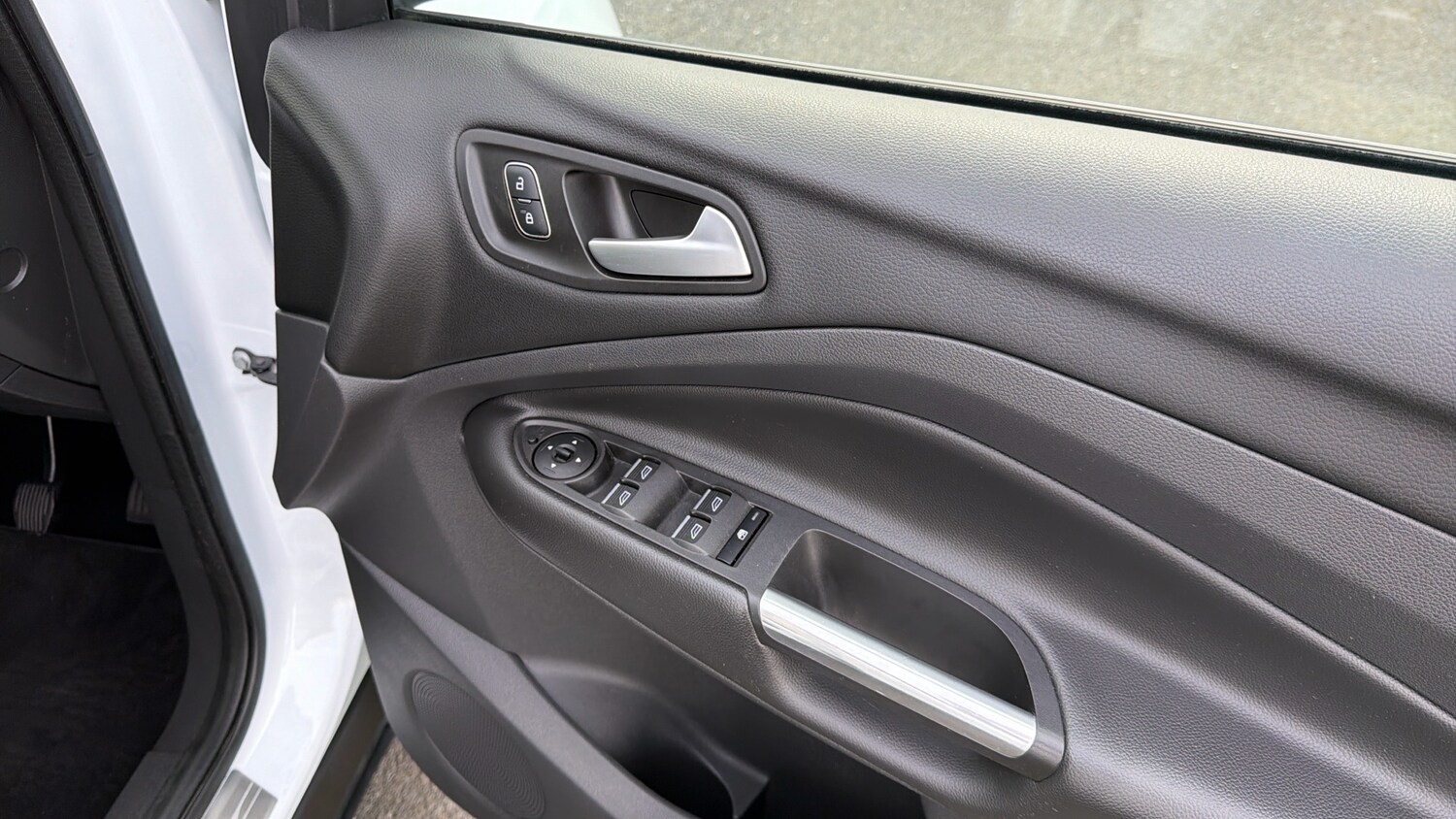 Used Ford Kuga 2018 for sale - 77963069: Photo 19