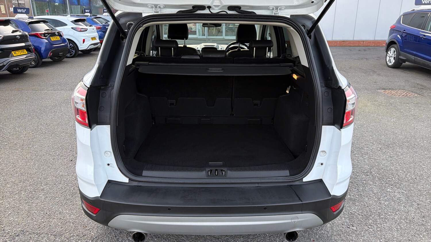 Used Ford Kuga 2018 for sale - 77963069: Photo 25