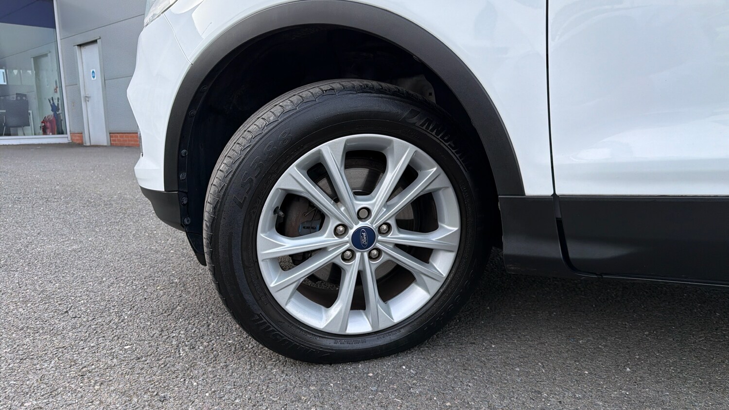 Used Ford Kuga 2018 for sale - 77963069: Photo 33