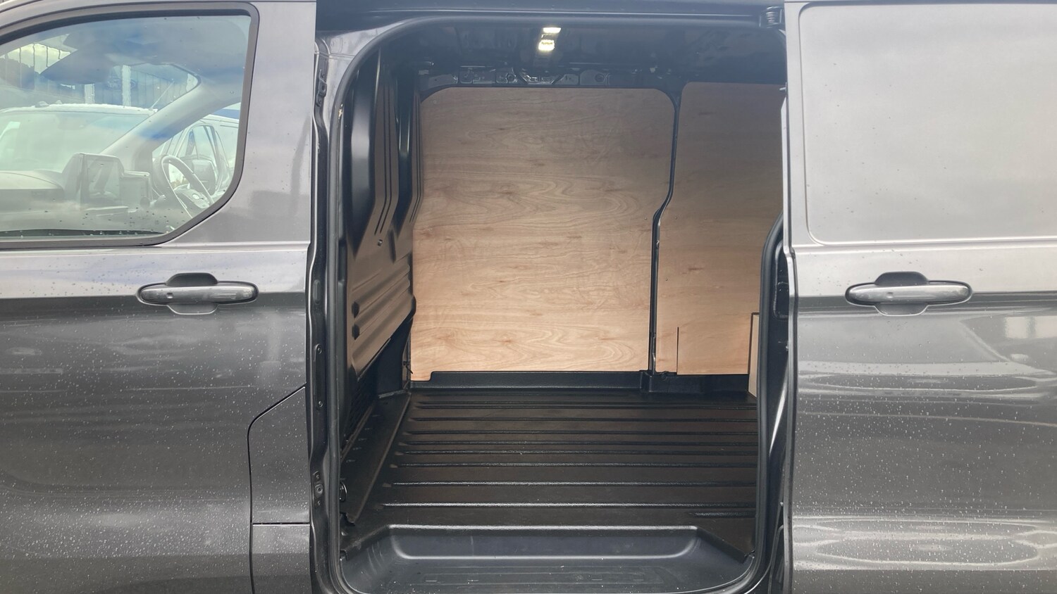 Used Ford Transit Custom 2024 for sale - 76157095: Photo 31