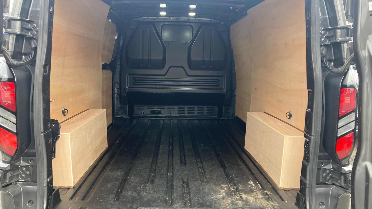 Used Ford Transit Custom 2024 for sale - 76157095: Photo 35