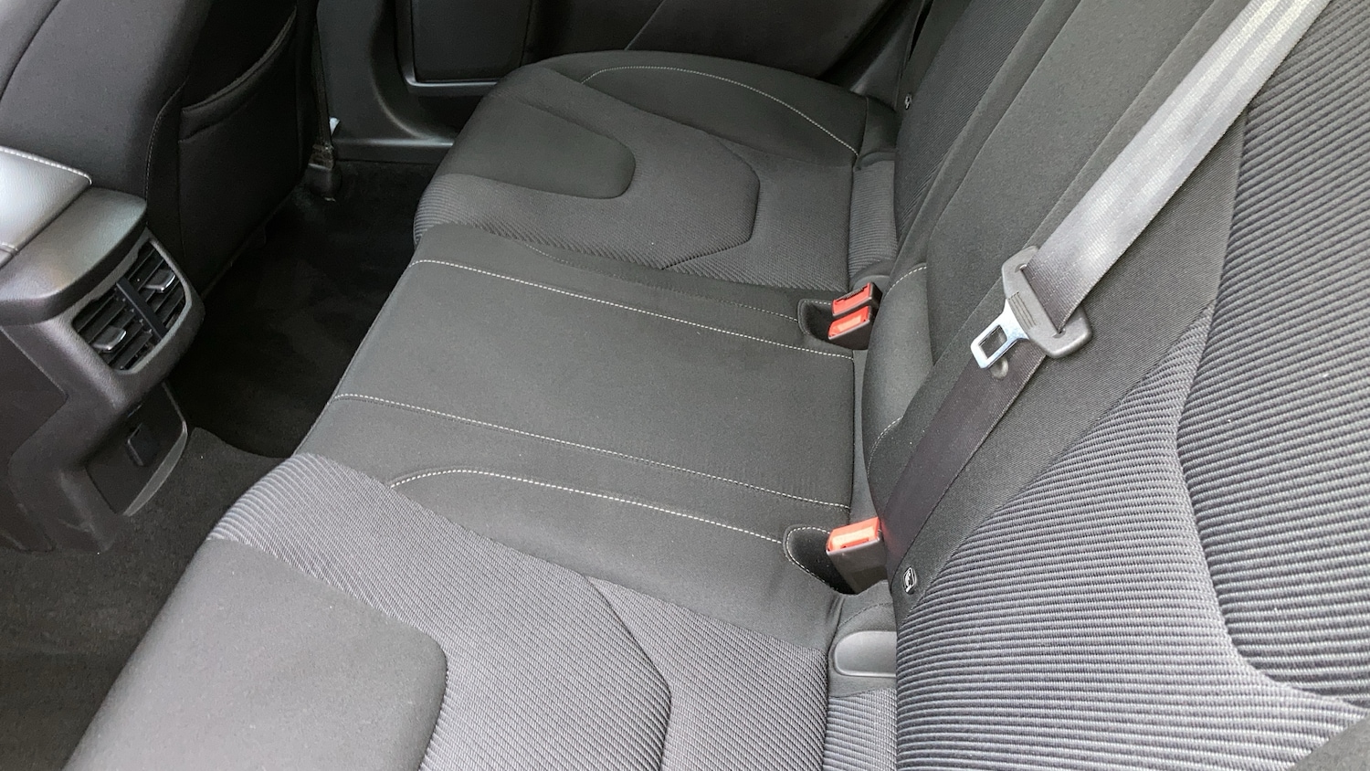 Used Ford Mondeo 2015 for sale - 77260741: Photo 16