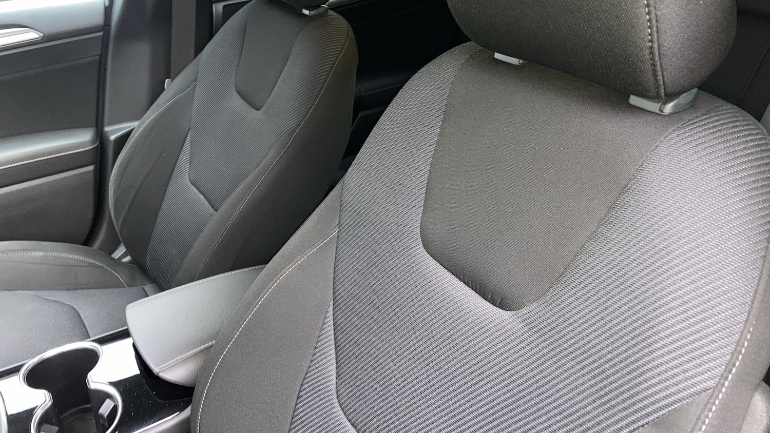 Used Ford Mondeo 2015 for sale - 77260741: Photo 25