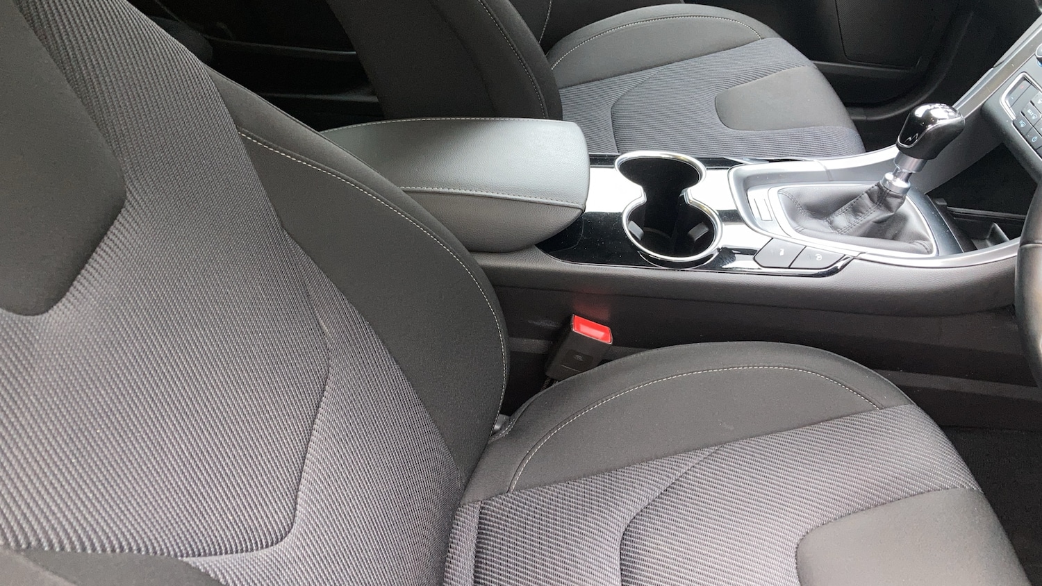 Used Ford Mondeo 2015 for sale - 77260741: Photo 29