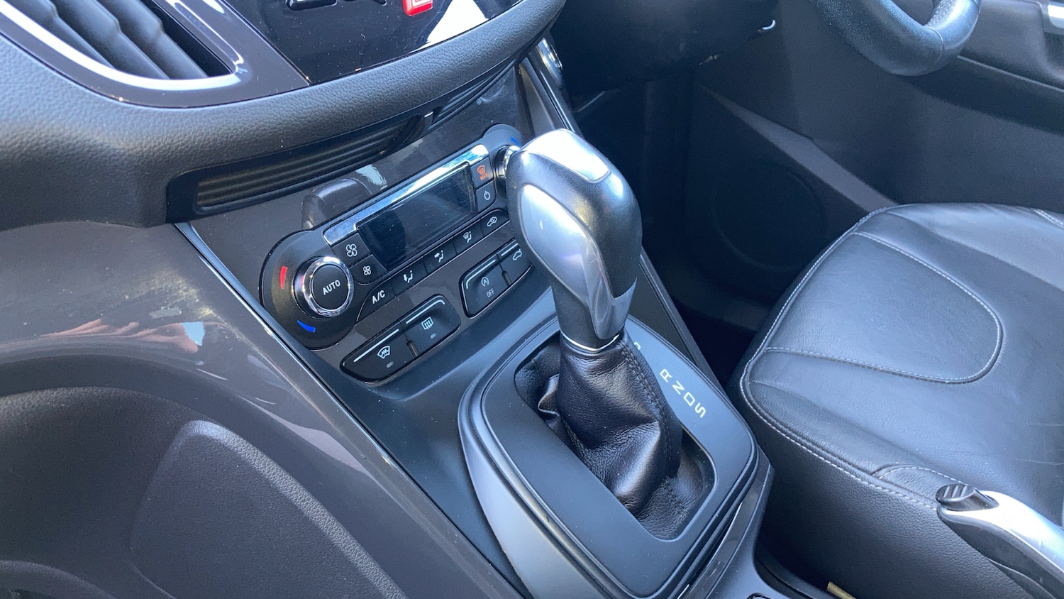 Used Ford Kuga 2015 for sale - 77931560: Photo 10