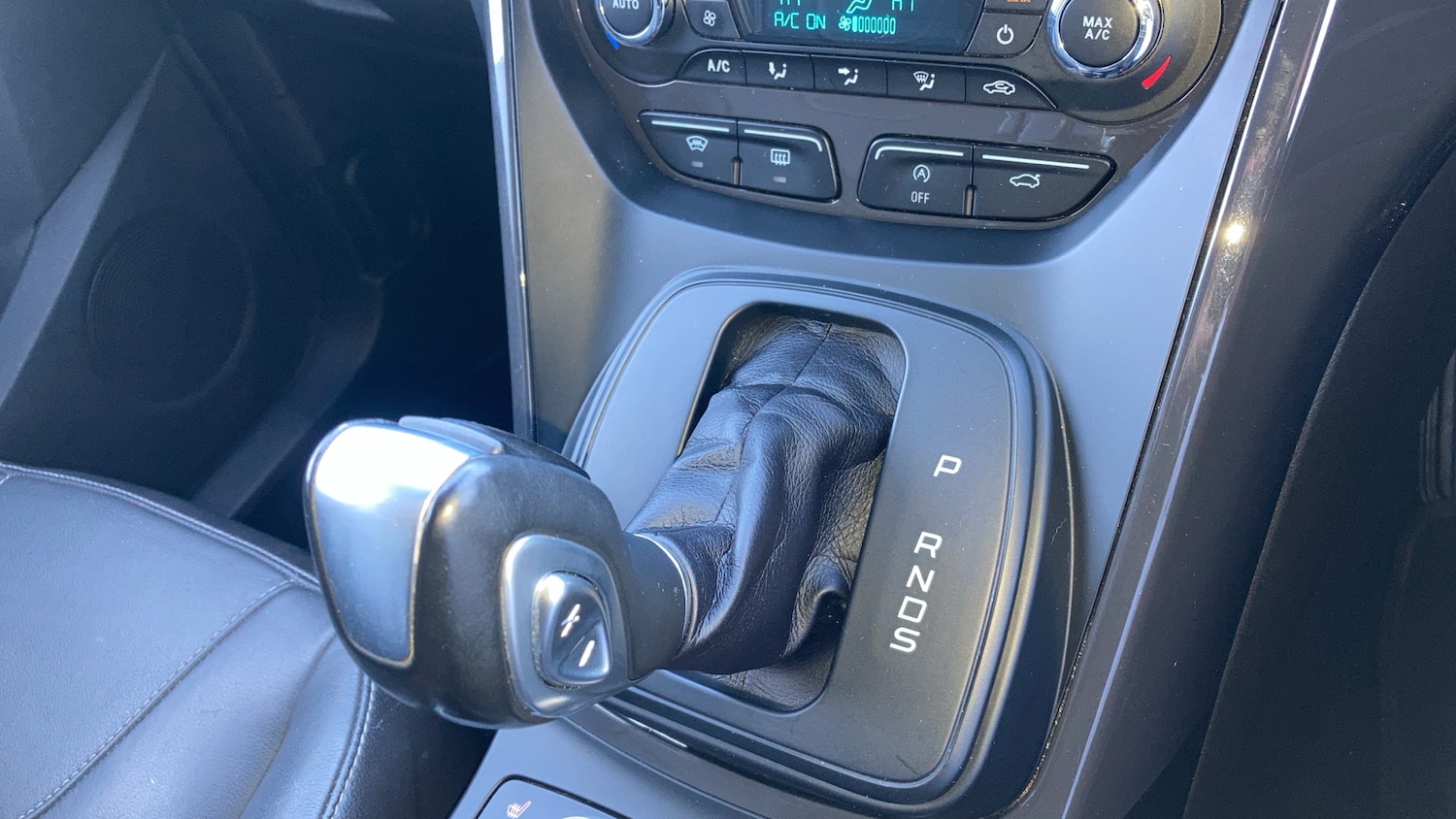 Used Ford Kuga 2015 for sale - 77931560: Photo 13