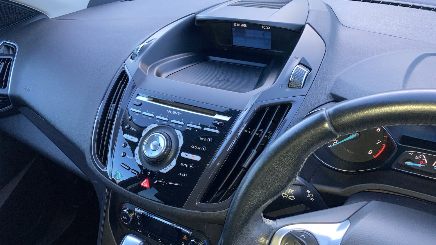 Used Ford Kuga 2015 for sale - 77931560: Photo 17