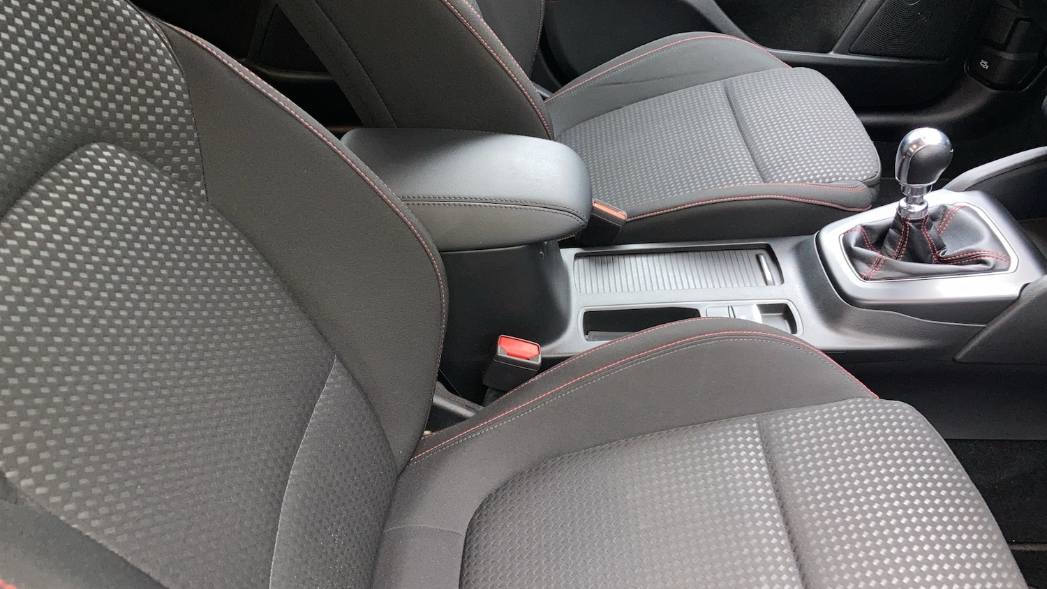 Used Ford Focus 2023 for sale - 77687879: Photo 16