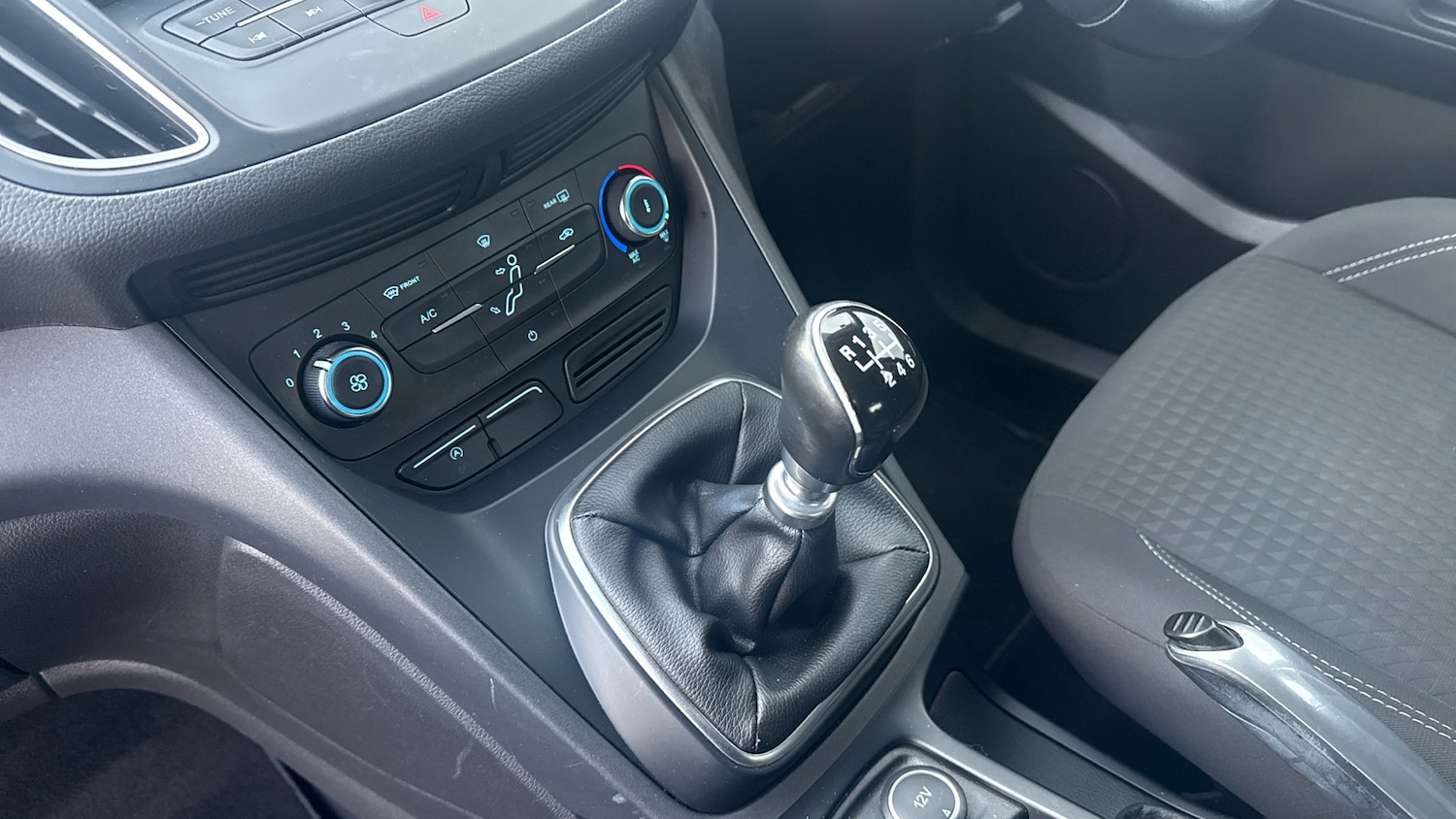 Used Ford Grand C-Max 2017 for sale - 77898749: Photo 17