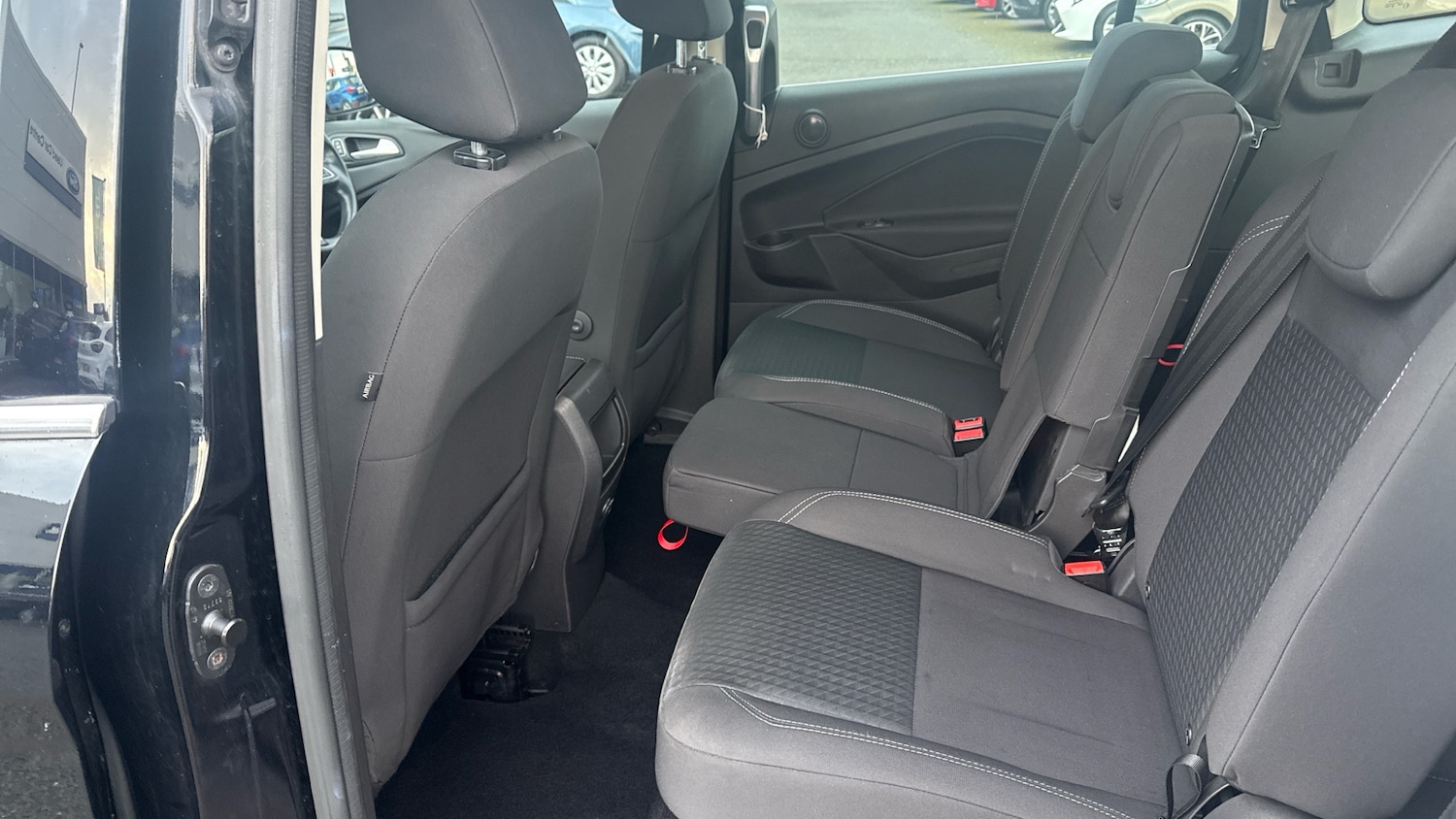 Used Ford Grand C-Max 2017 for sale - 77898749: Photo 20