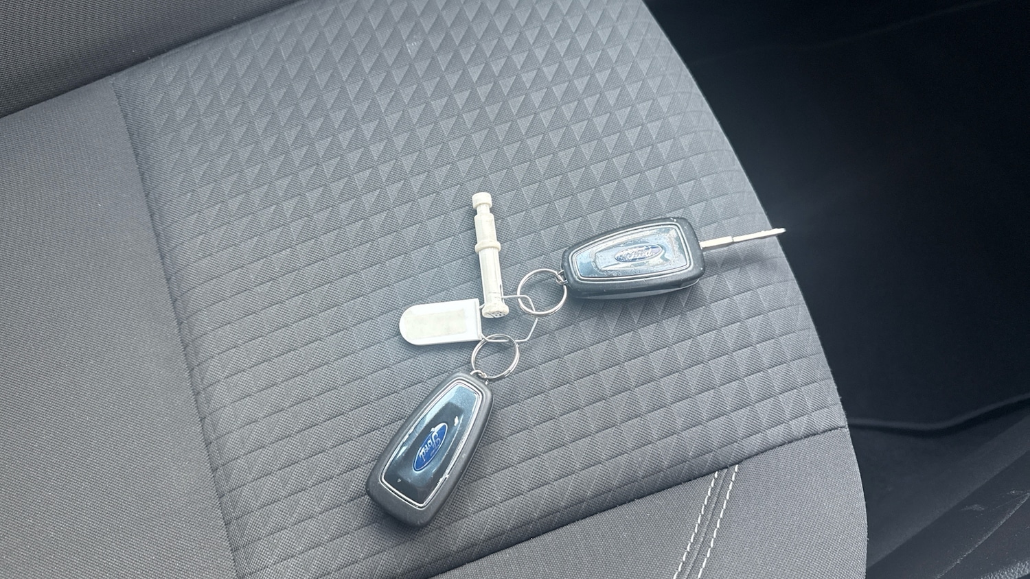 Used Ford Grand C-Max 2017 for sale - 77898749: Photo 24