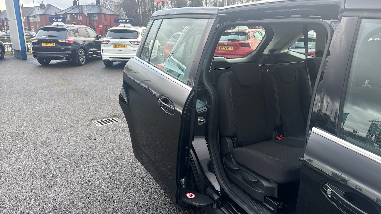 Used Ford Grand C-Max 2017 for sale - 77898749: Photo 29