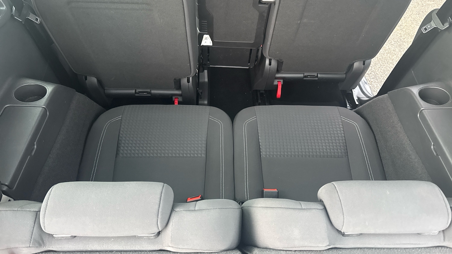 Used Ford Grand C-Max 2017 for sale - 77898749: Photo 30