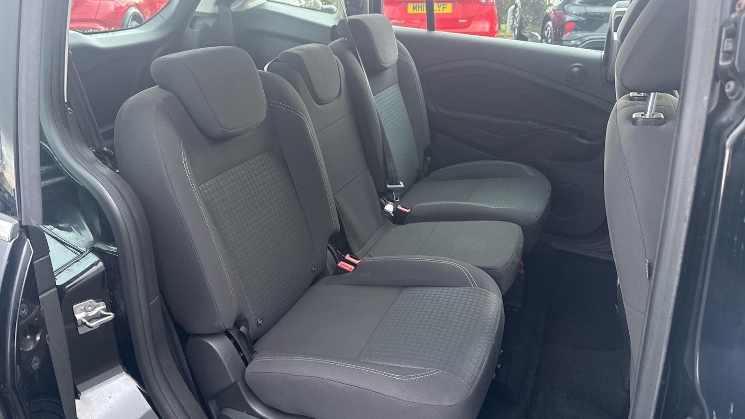 Used Ford Grand C-Max 2017 for sale - 77898749: Photo 33