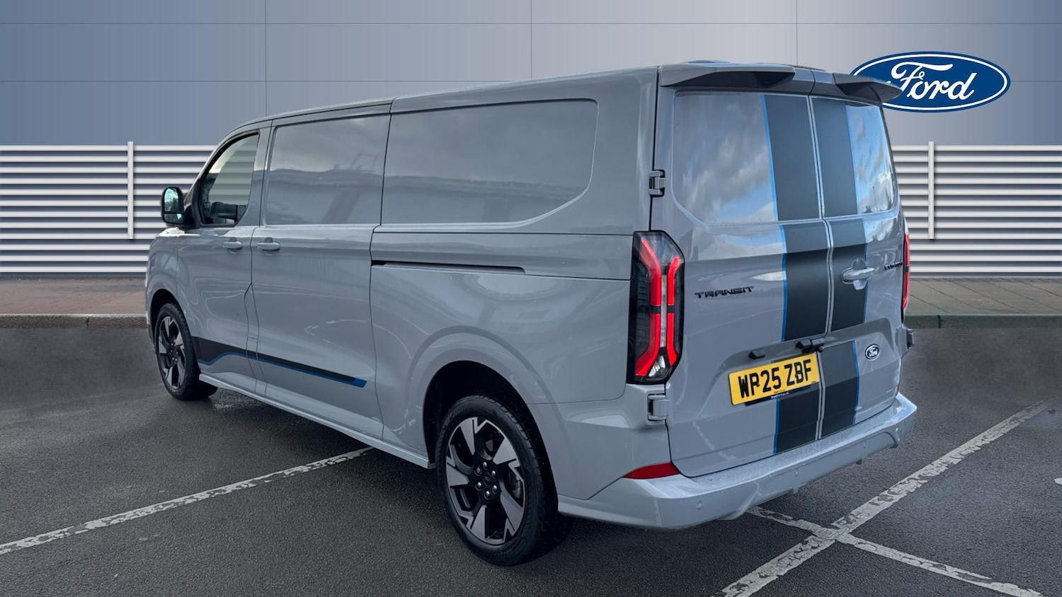 Used Ford Transit Custom 2025 for sale - 76766840: Photo 2