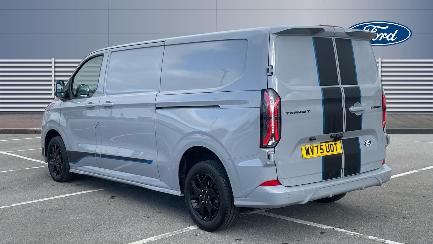 Used Ford Transit Custom 2025 for sale - 78107223: Photo 2