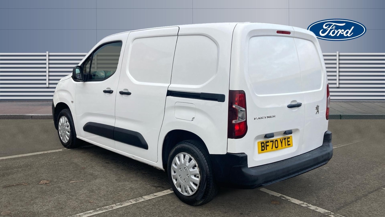 Used Peugeot Partner 2020 for sale - 76526036: Photo 2