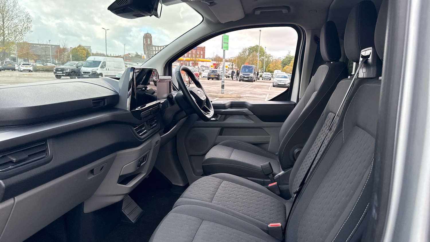 Used Ford Tourneo Custom 2024 for sale - 76402318: Photo 12