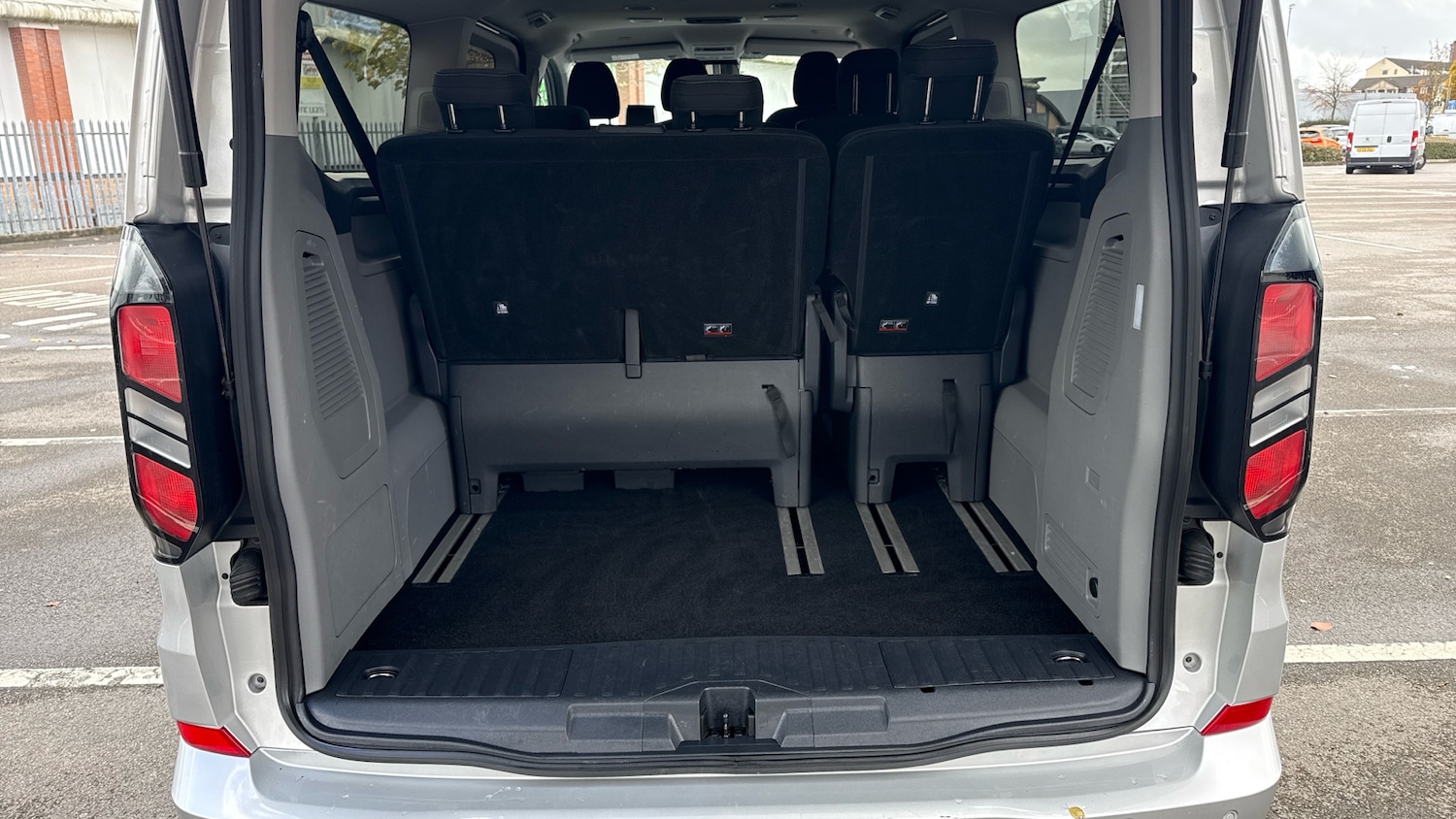 Used Ford Tourneo Custom 2024 for sale - 76402318: Photo 22