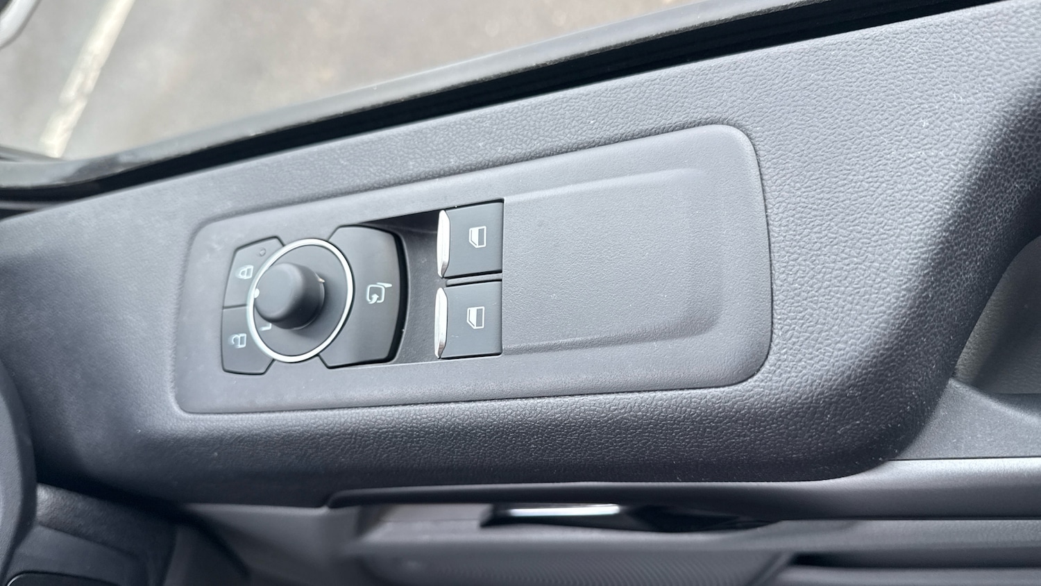 Used Ford Tourneo Custom 2024 for sale - 76402318: Photo 29