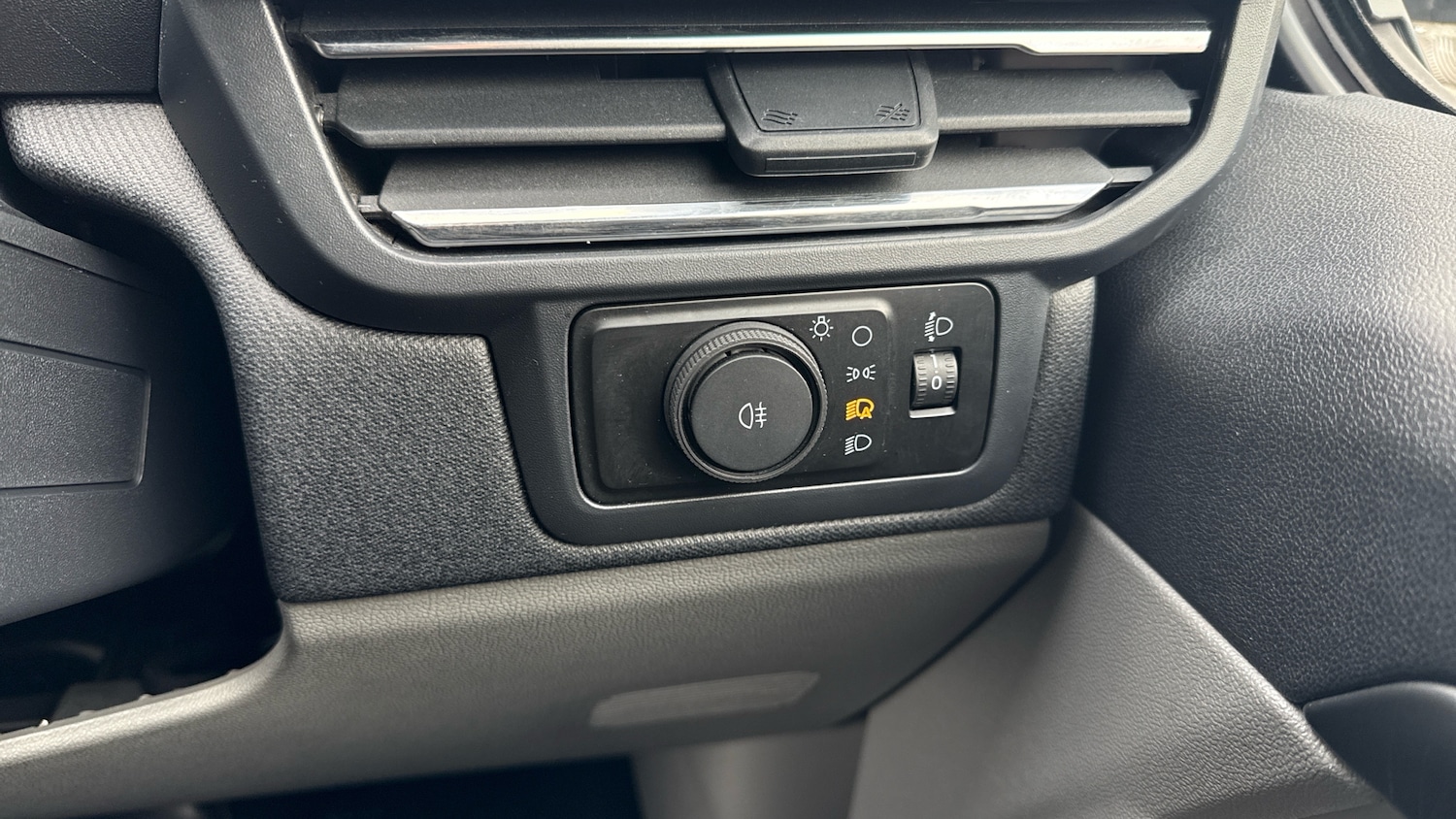 Used Ford Tourneo Custom 2024 for sale - 76402318: Photo 30