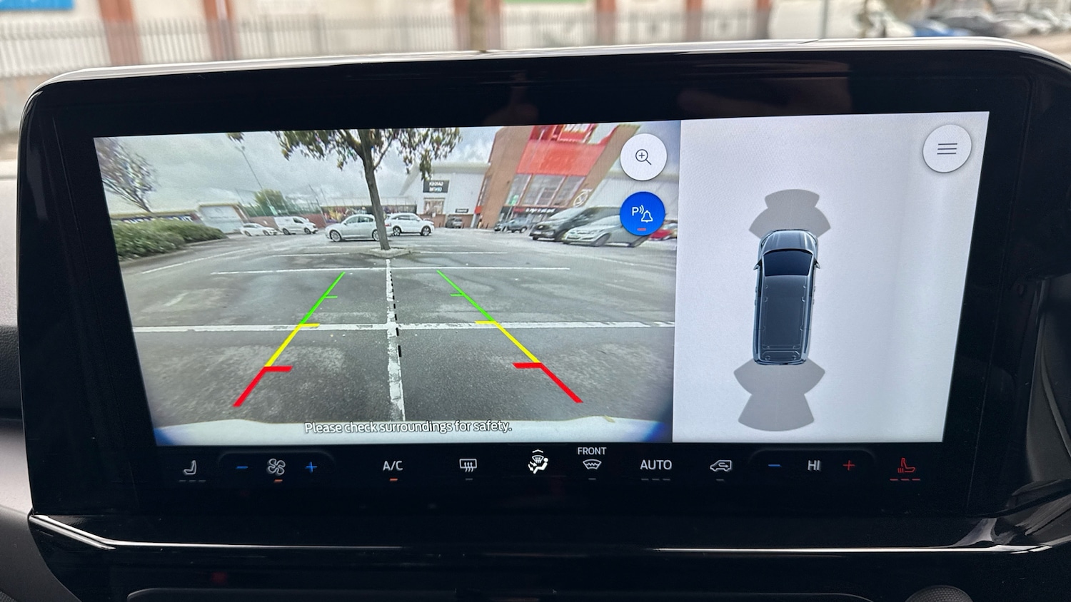 Used Ford Tourneo Custom 2024 for sale - 76402318: Photo 9