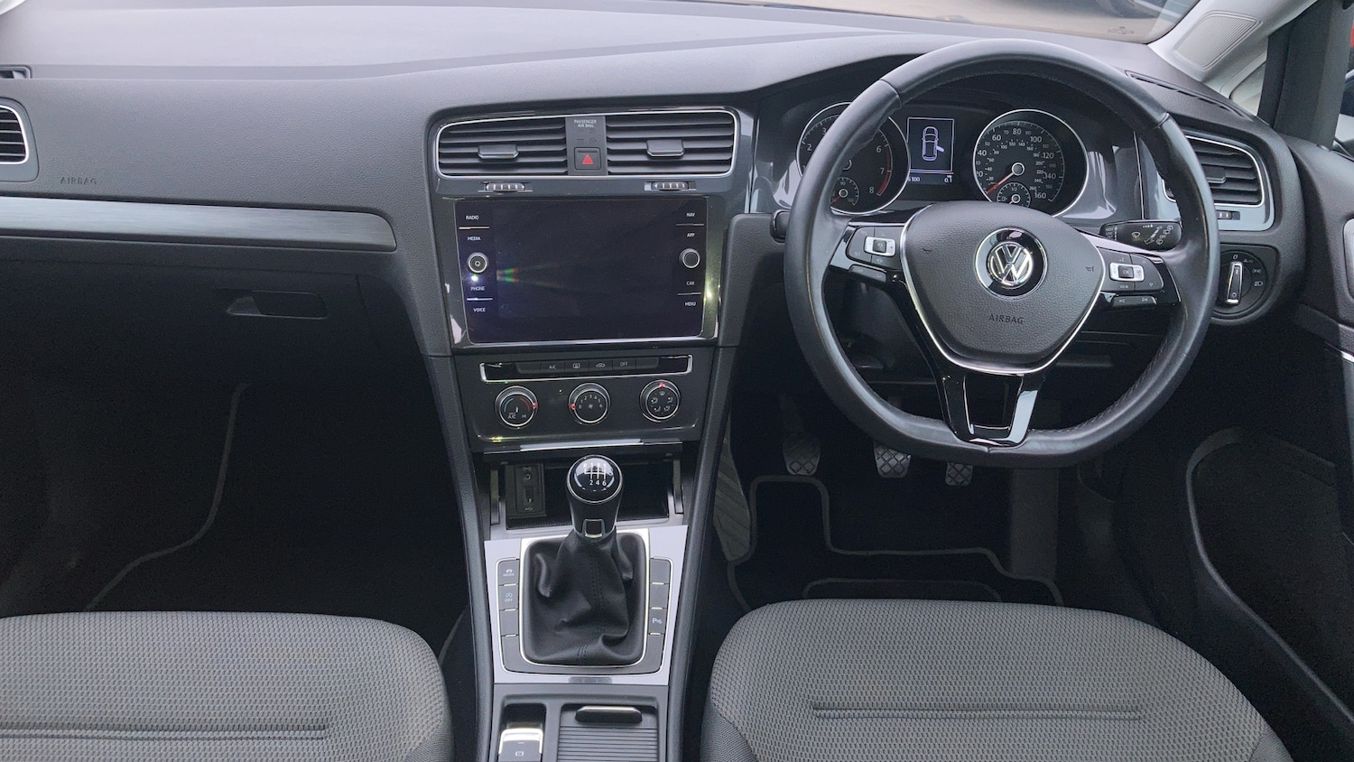 Used Volkswagen Golf 2019 for sale - 76272356: Photo 13