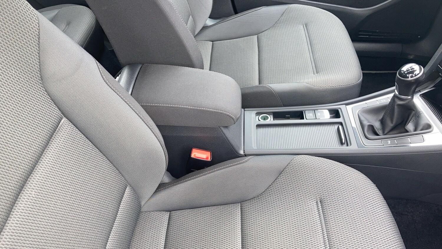 Used Volkswagen Golf 2019 for sale - 76272356: Photo 15