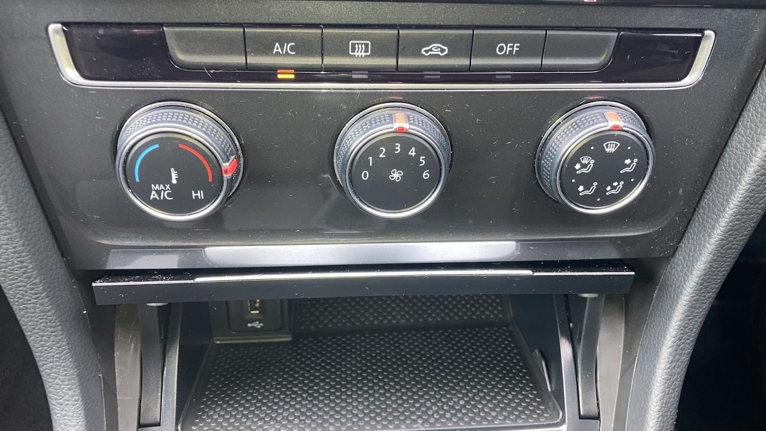 Used Volkswagen Golf 2019 for sale - 76272356: Photo 17