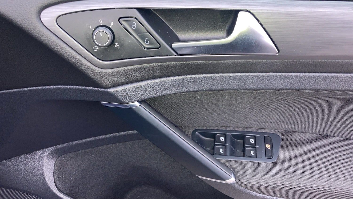 Used Volkswagen Golf 2019 for sale - 76272356: Photo 23