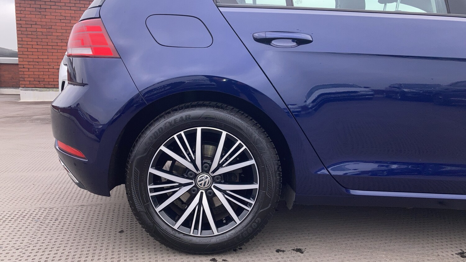 Used Volkswagen Golf 2019 for sale - 76272356: Photo 30