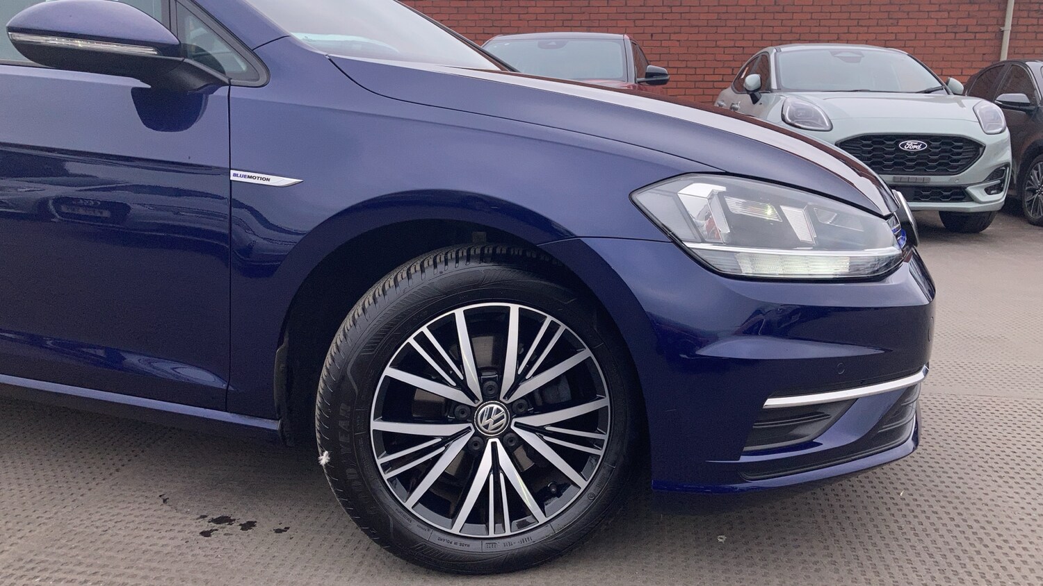 Used Volkswagen Golf 2019 for sale - 76272356: Photo 35
