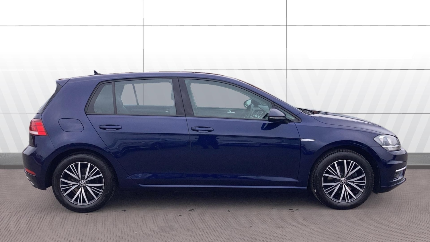 Used Volkswagen Golf 2019 for sale - 76272356: Photo 4