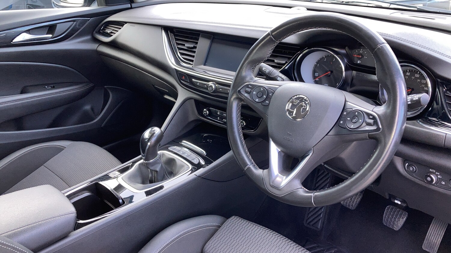 Used Vauxhall Insignia 2019 for sale - 77651048: Photo 17