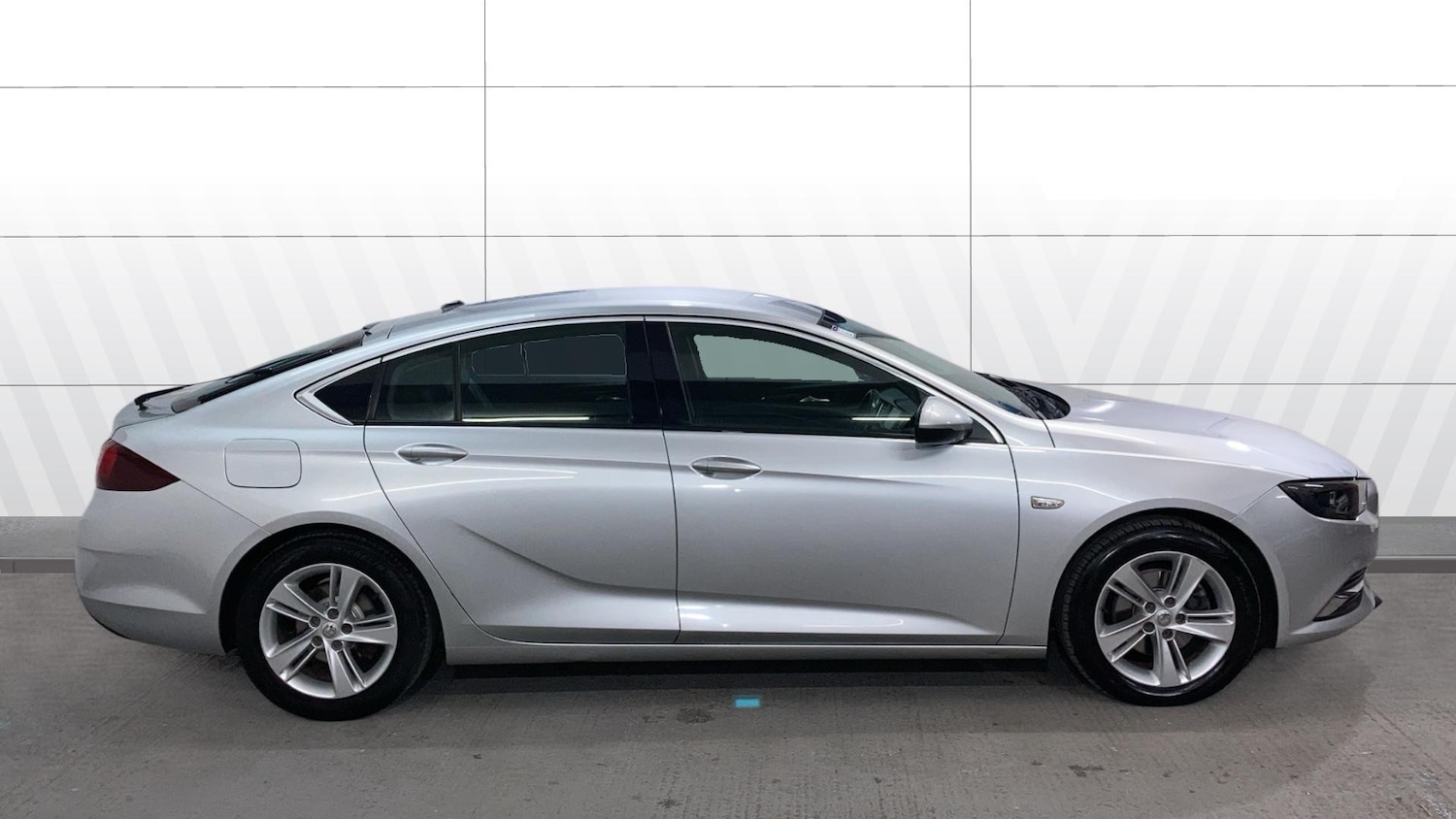 Used Vauxhall Insignia 2019 for sale - 77651048: Photo 3
