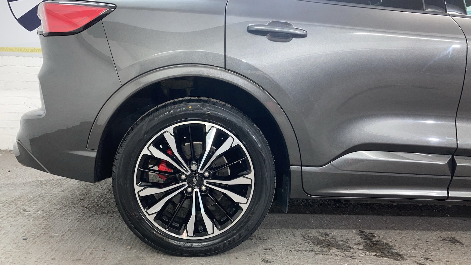 Used Ford Kuga 2022 for sale - 77201128: Photo 30