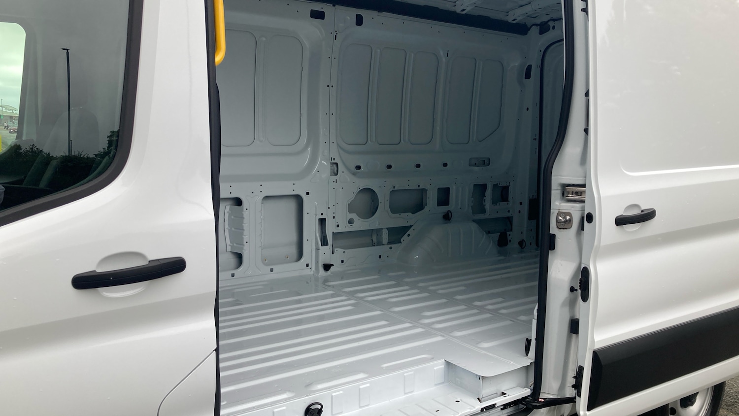 Used Ford Transit 2025 for sale - 76230809: Photo 17