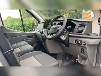 Used Ford Transit 2025 for sale - 76230809: Photo 4