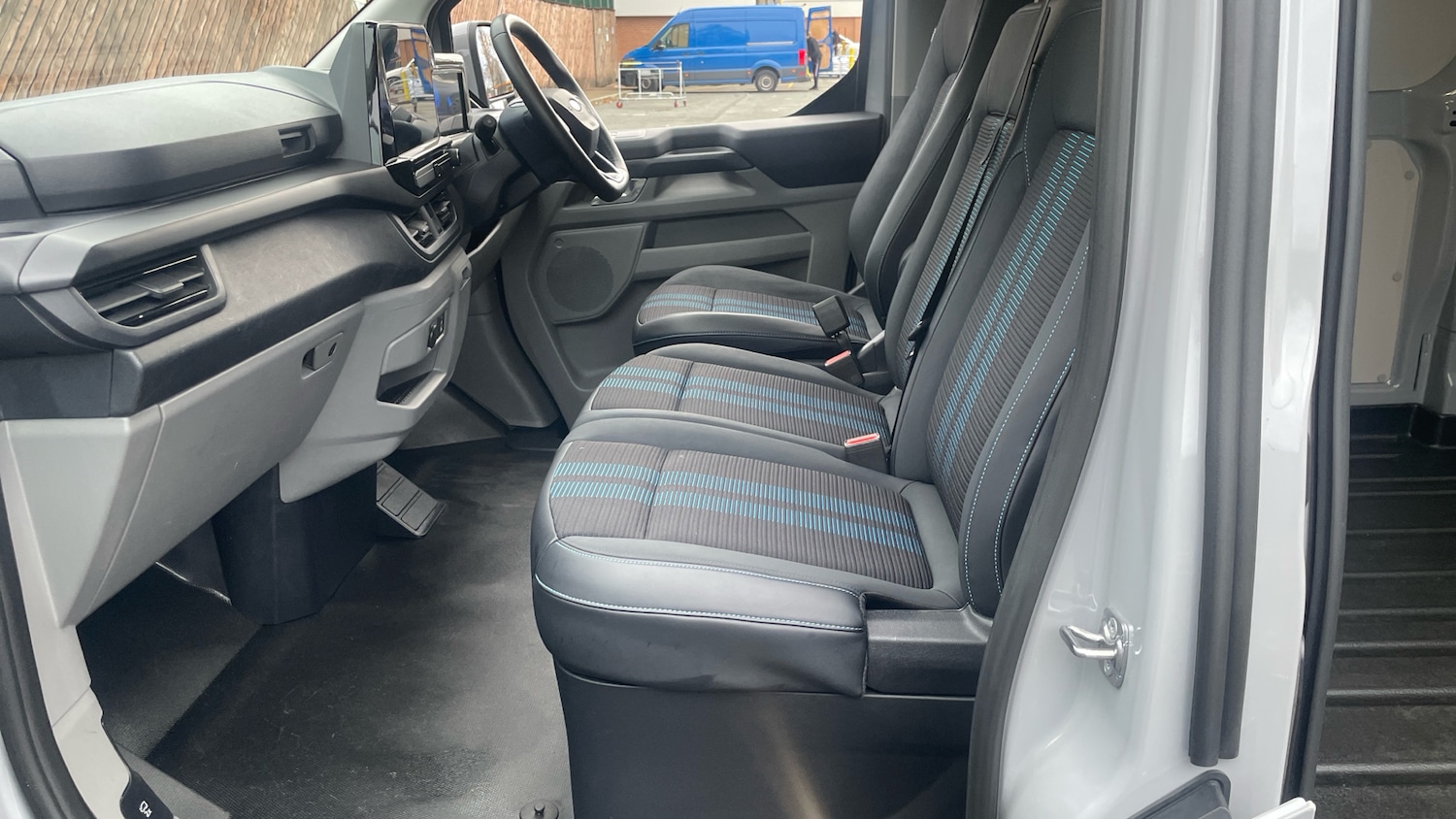 Used Ford Transit Custom 2025 for sale - 76859683: Photo 13