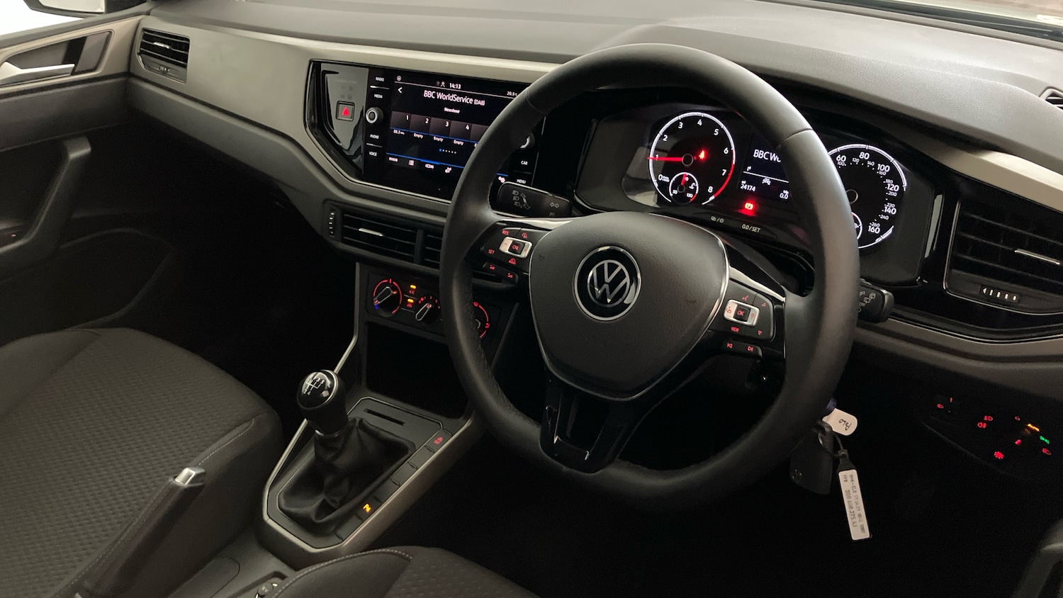 Used Volkswagen Polo 2021 for sale - 76480182: Photo 6