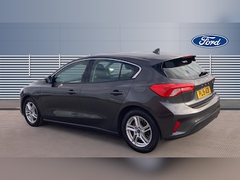 Used Ford Focus 2019 for sale - 76198063: Photo 2