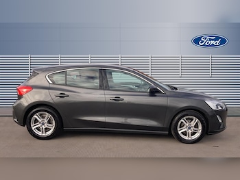 Used Ford Focus 2019 for sale - 76198063: Photo 4