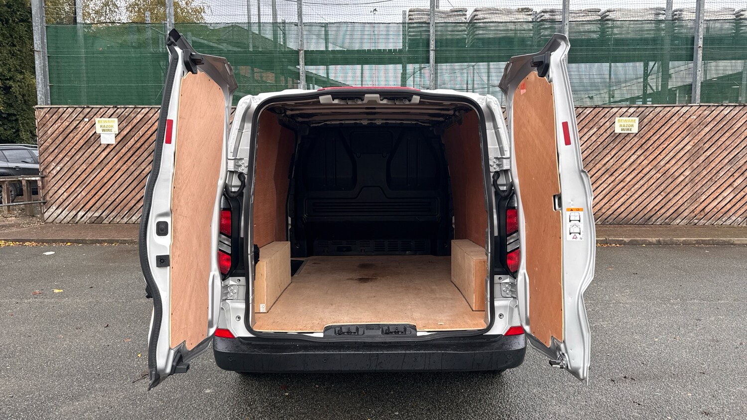 Used Ford Transit Custom 2024 for sale - 76430712: Photo 23