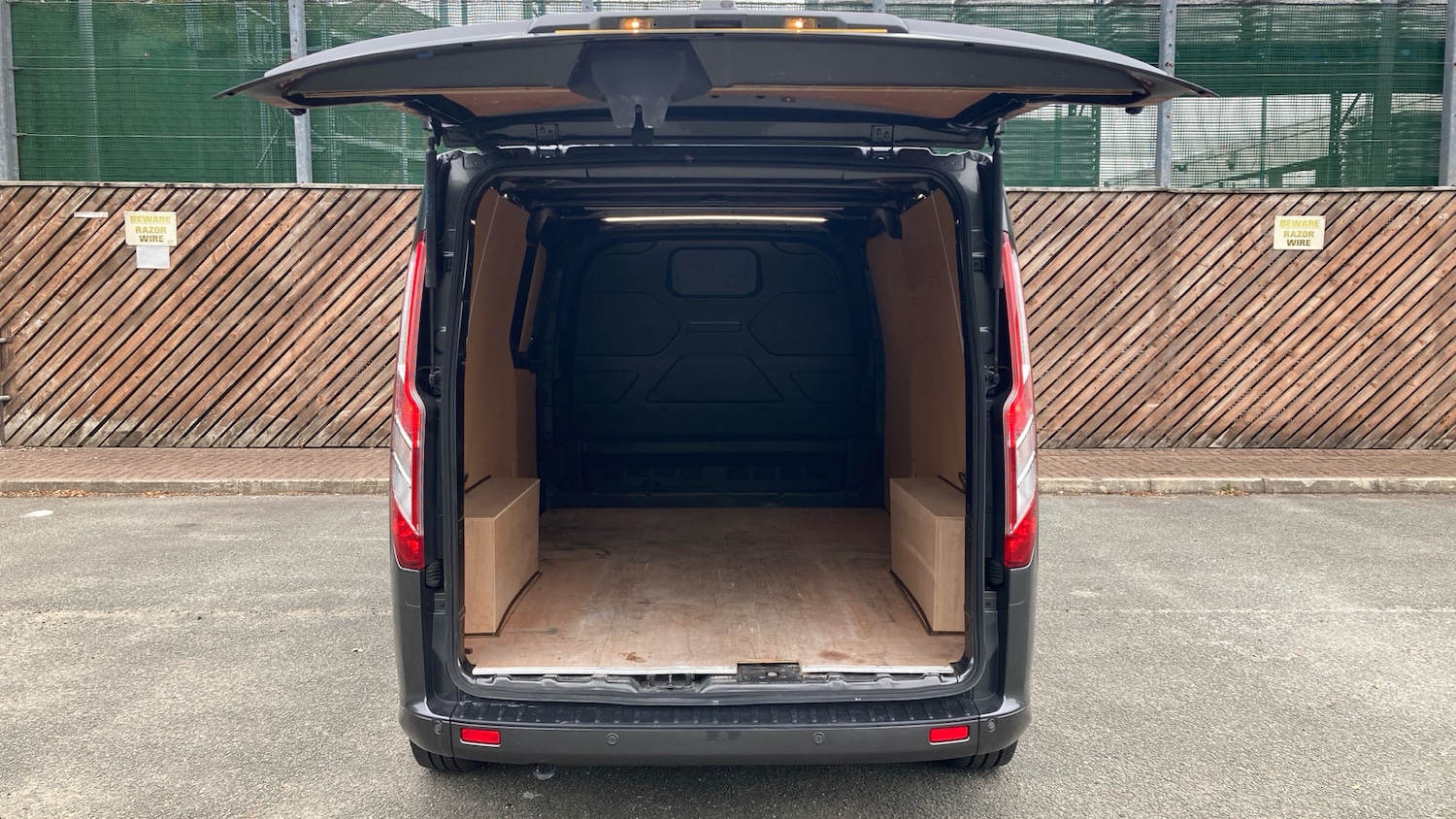 Used Ford Transit Custom 2023 for sale - 77285413: Photo 21