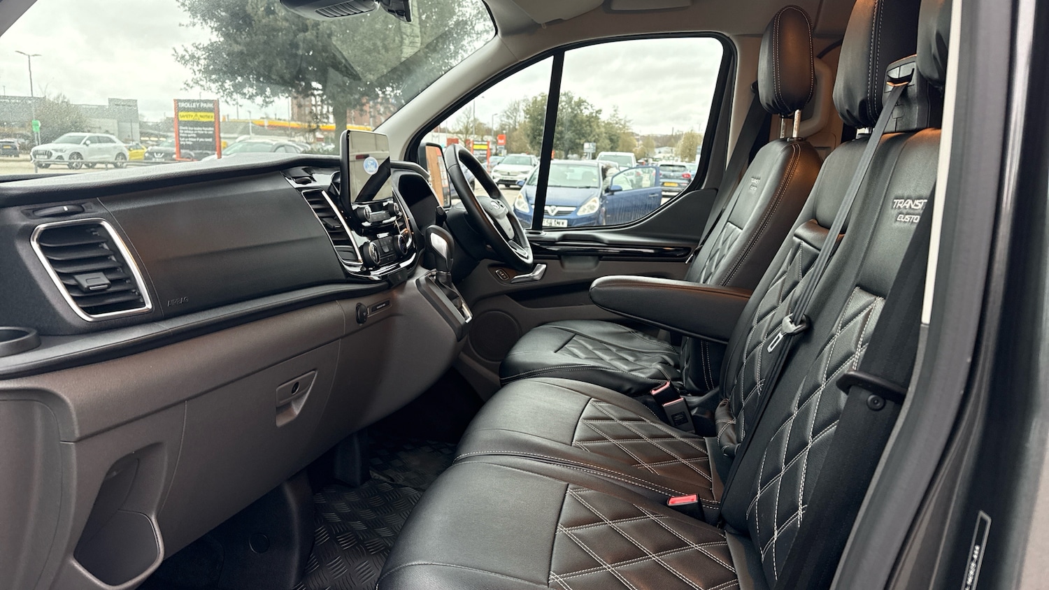 Used Ford Transit Custom 2023 for sale - 77962150: Photo 16