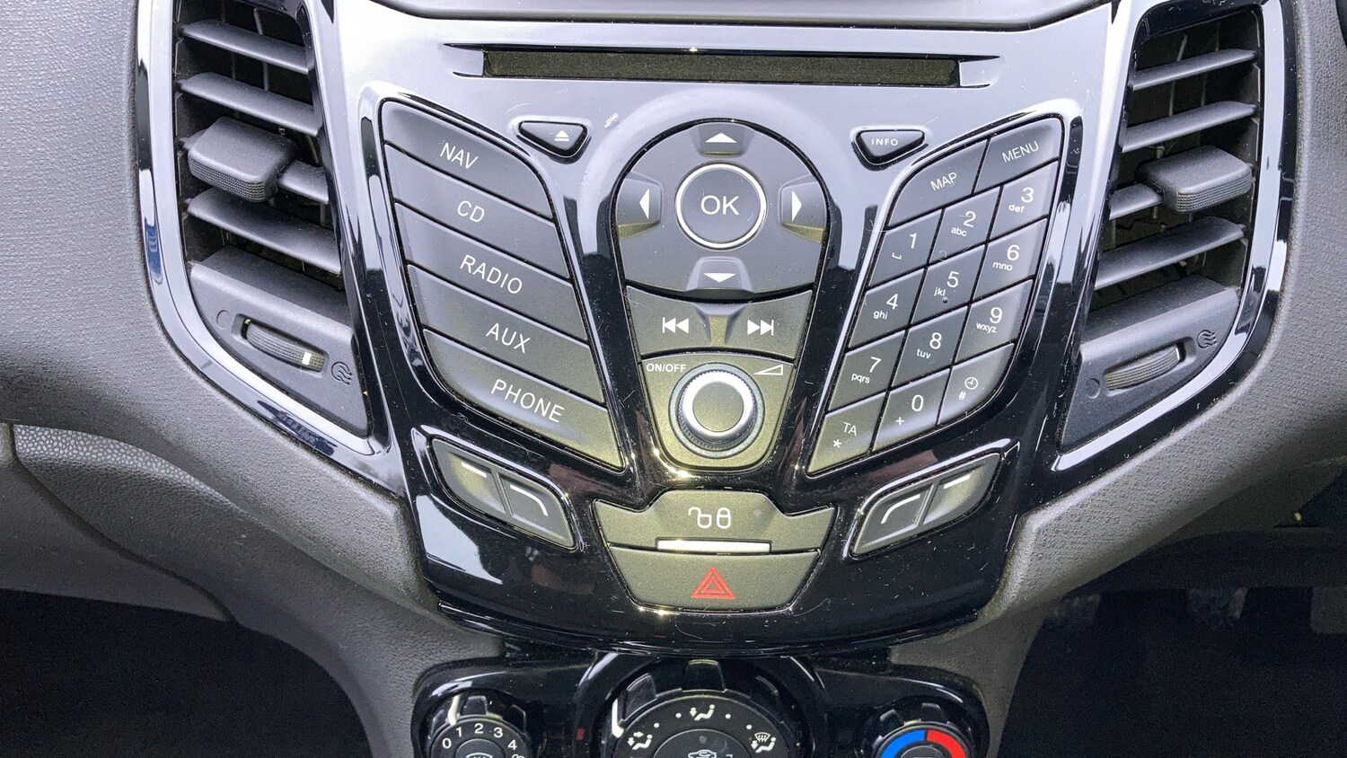 Used Ford Fiesta 2017 for sale - 77548116: Photo 19