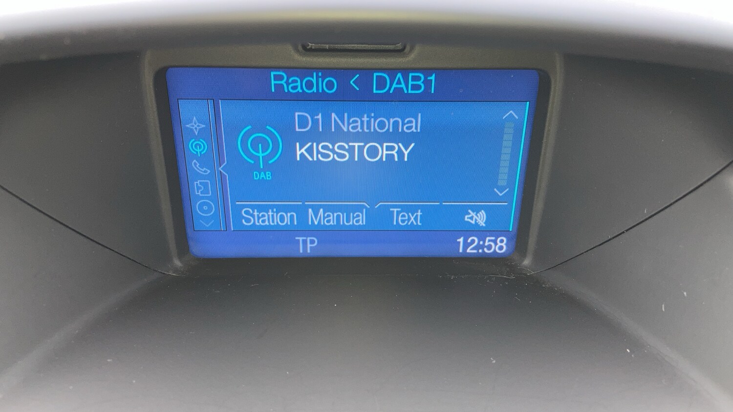 Used Ford Fiesta 2017 for sale - 77548116: Photo 8