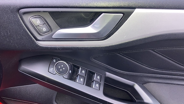 Used Ford Focus 2019 for sale - 76330334: Photo 25
