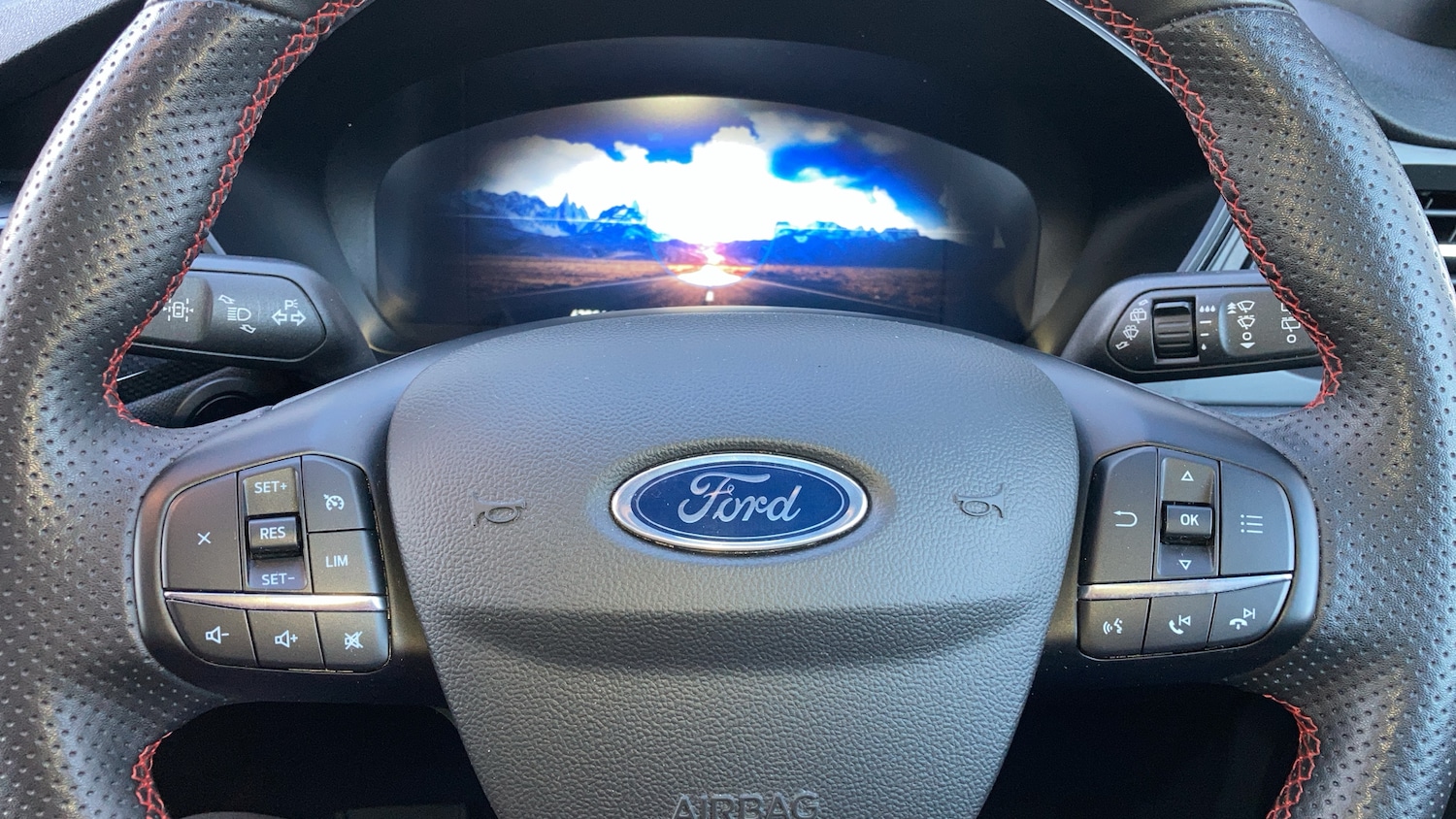 Used Ford Kuga 2023 for sale - 76968710: Photo 21